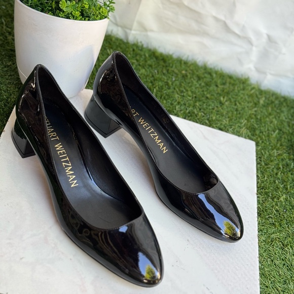 Stuart Weitzman VIVIENNE  35 Black Patent Leather Pumps size 7 new - Picture 1 of 16